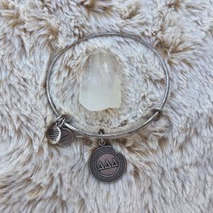 alex&ani tri delta ☾
